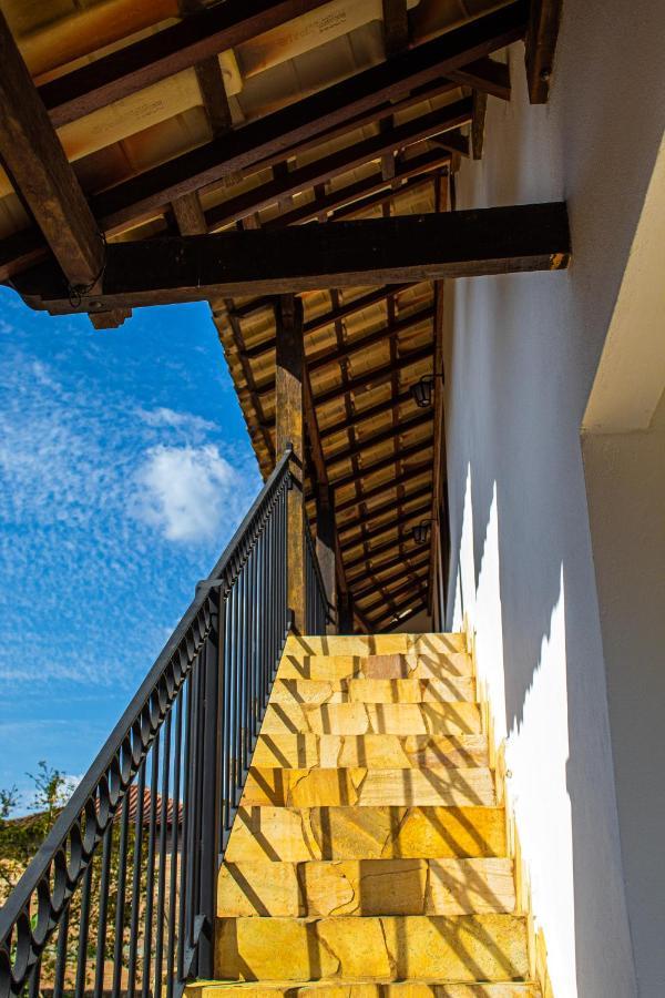 Pousada Janelas Da Serra ทีราเดนเจส ภายนอก รูปภาพ