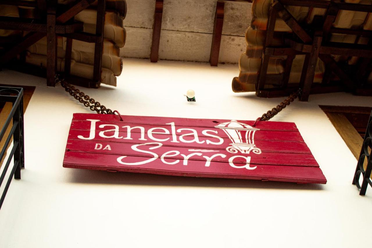 Pousada Janelas Da Serra ทีราเดนเจส ภายนอก รูปภาพ